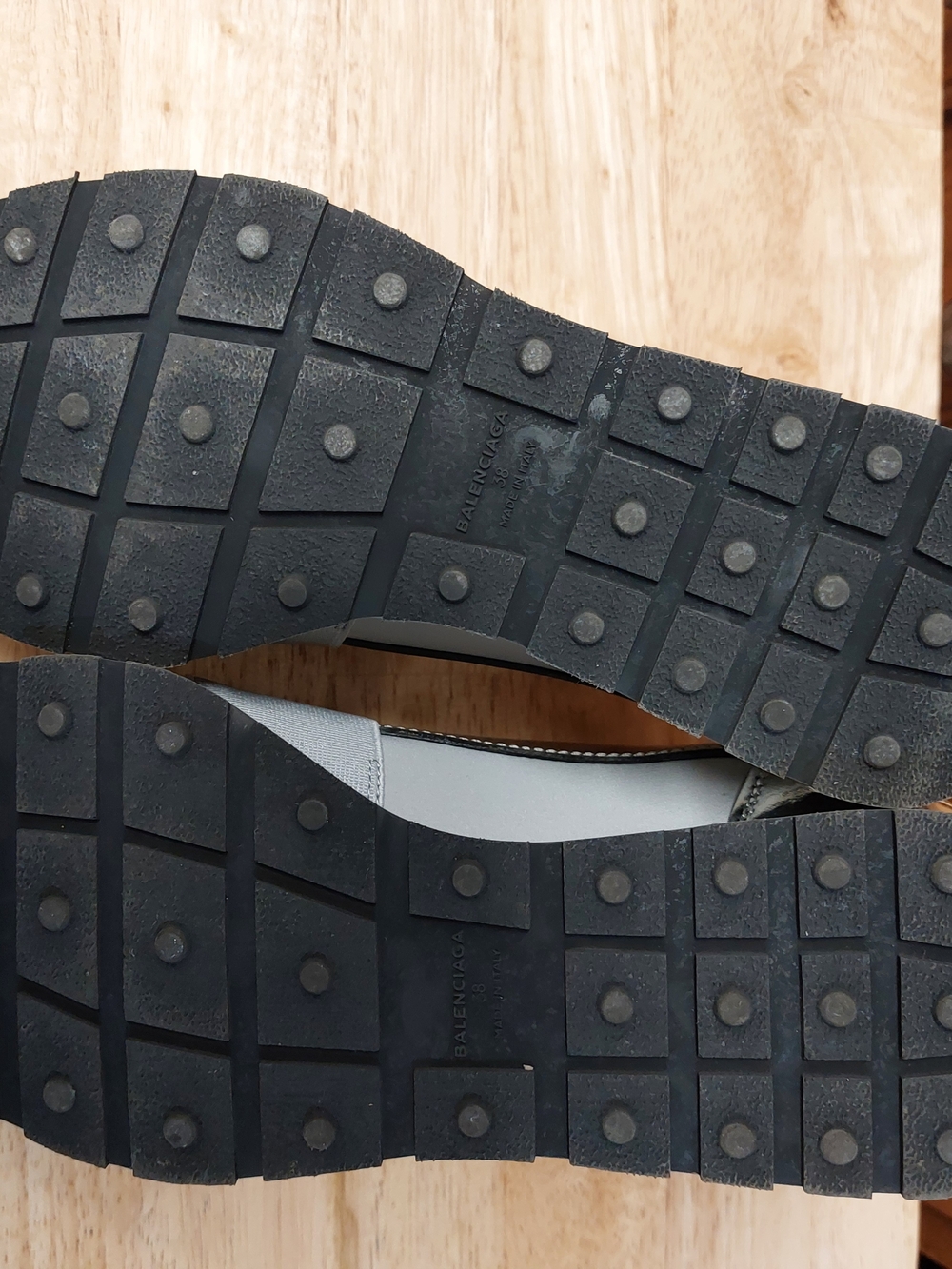 Balenciaga Race Runners Argent Size 38 - Picture 6 of 7